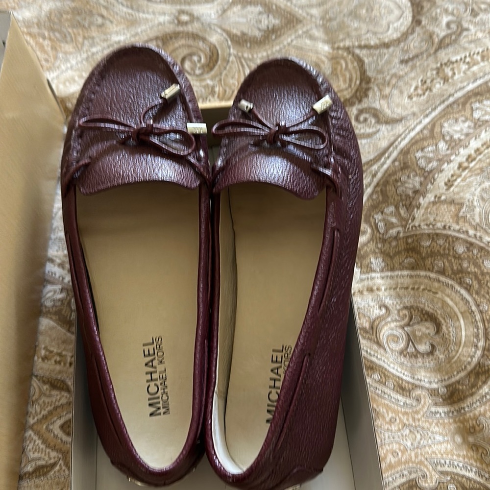 Driving moccasin in a rich beautiful color!